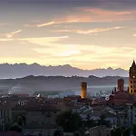 Dimora In 3* Alba (Piedmont)